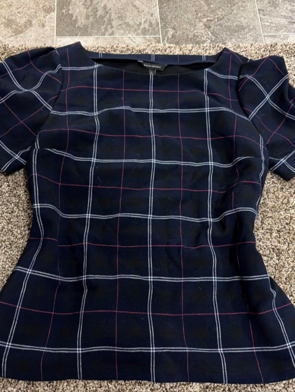 Banana Republic BR Navy Plaid Short Puff Sleeves Plaid Blouse Top Sz Size M - Picture 2 of 3